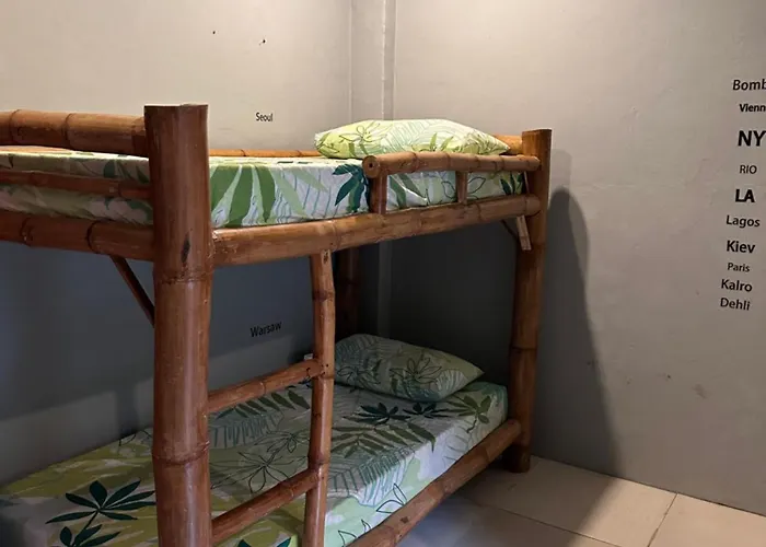 Lionfish Backpackers Daanbantayan