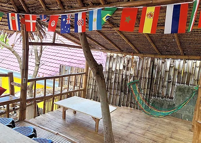 호스텔 Lionfish Backpackers Daanbantayan